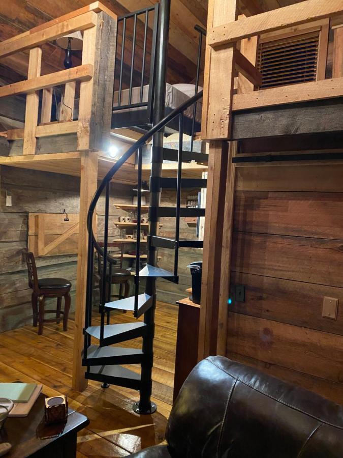 1850's Settlers At Wethero Ridge & Theater Ferienhaus Hendersonville